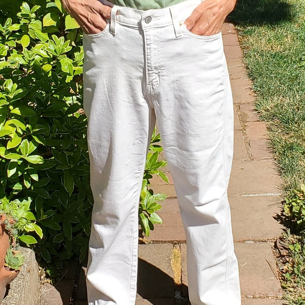 Women's Signature Heritage Levi Jeans, White, Size 8, NWOT